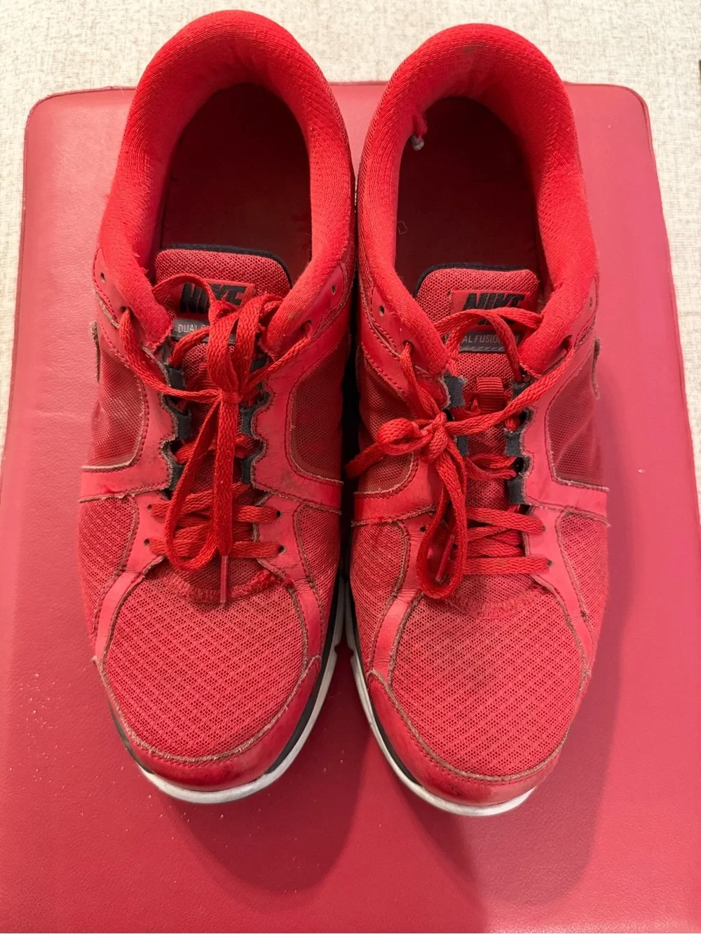 Nike Dual Fusion Run Red Black White Men’s Size 13 Vintage 2012